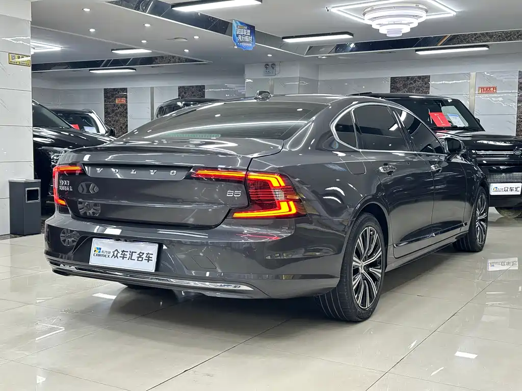 Volvo S90 — миниатюра 6