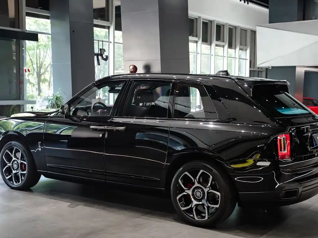 ROLLS-ROYCE CULLINAN