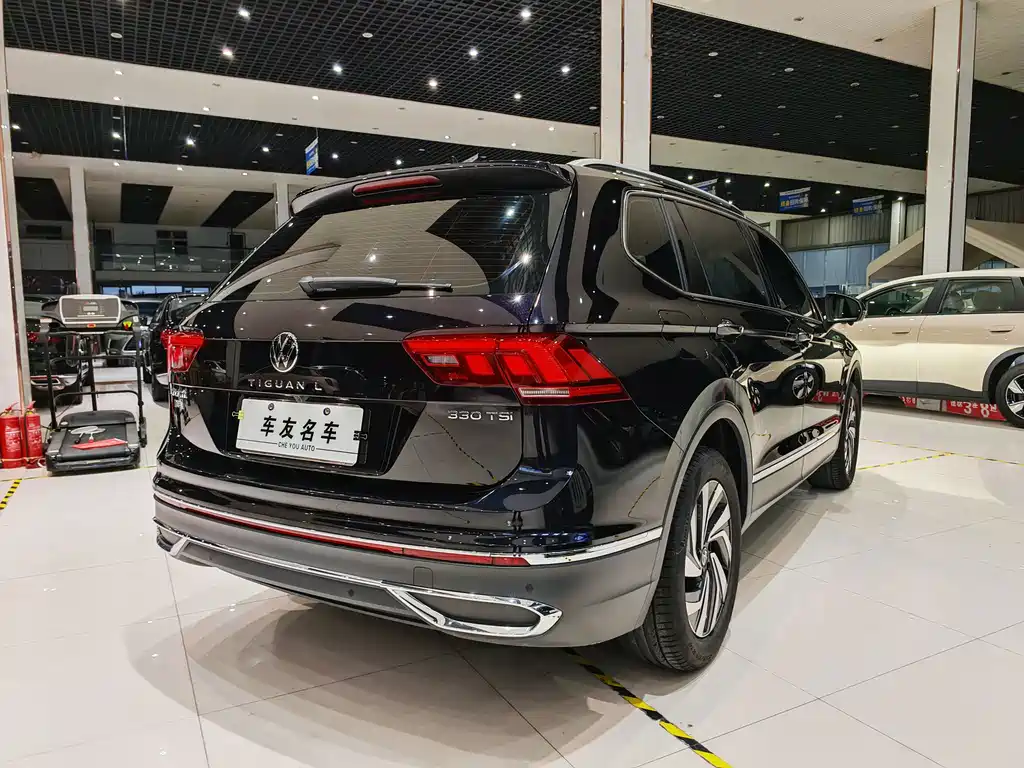 Volkswagen Tiguan L — миниатюра 16