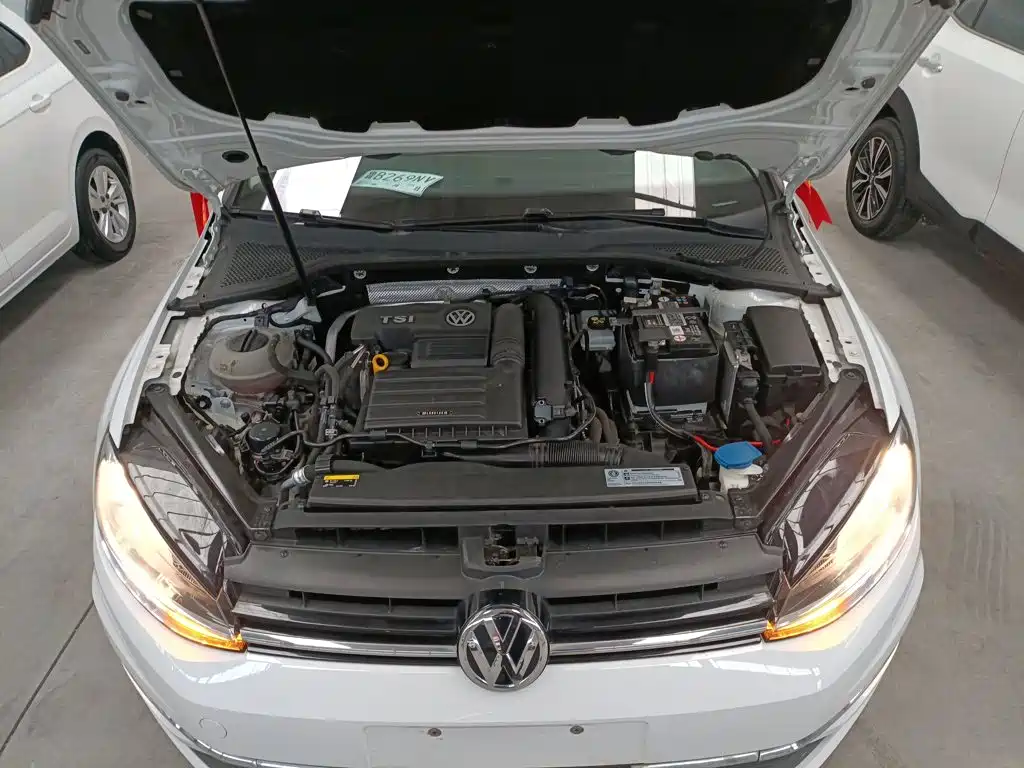Volkswagen Golf — миниатюра 20