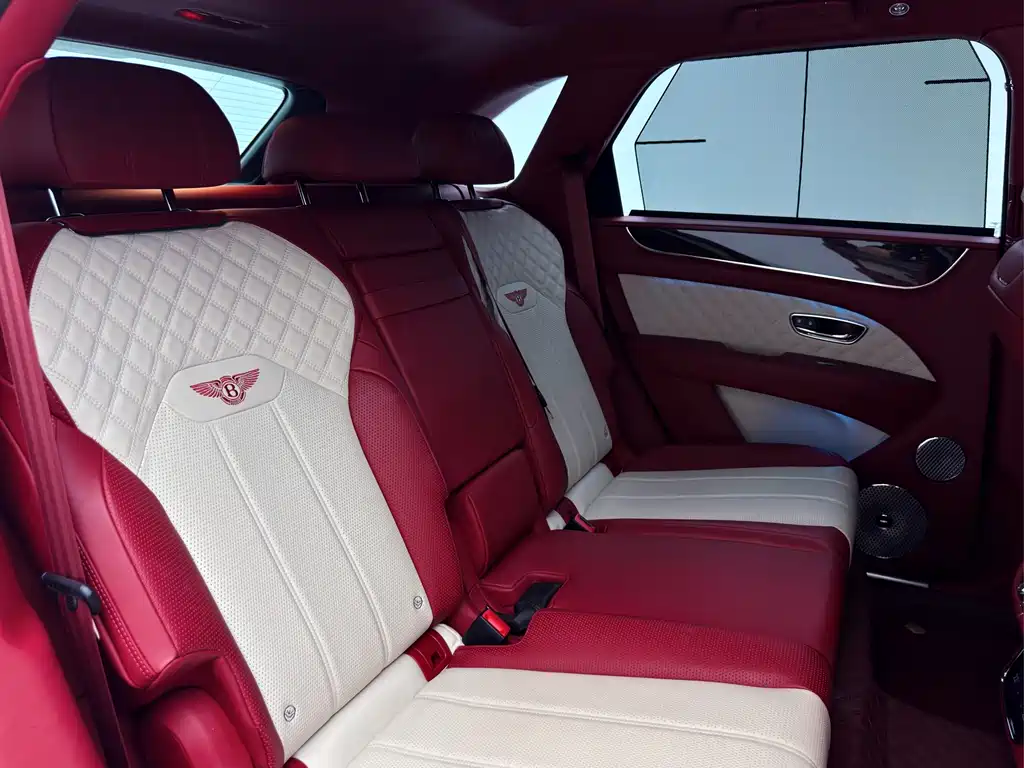 Bentley Bentayga 2021 4.0T V8