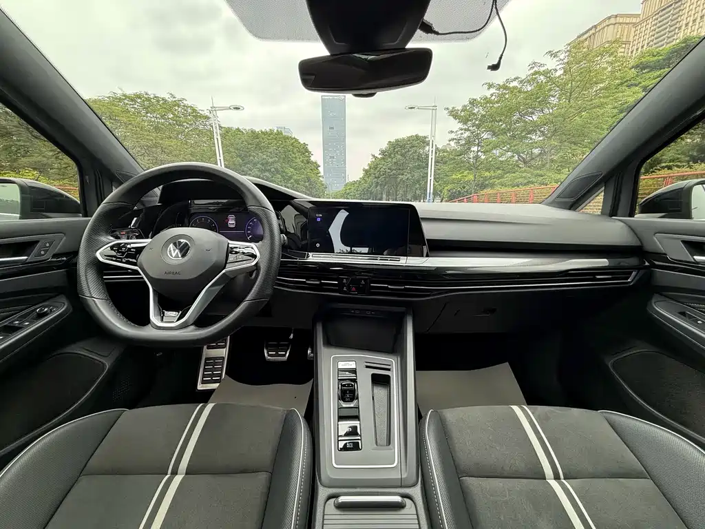 Volkswagen Golf 2021 280TSI DSG R-Line