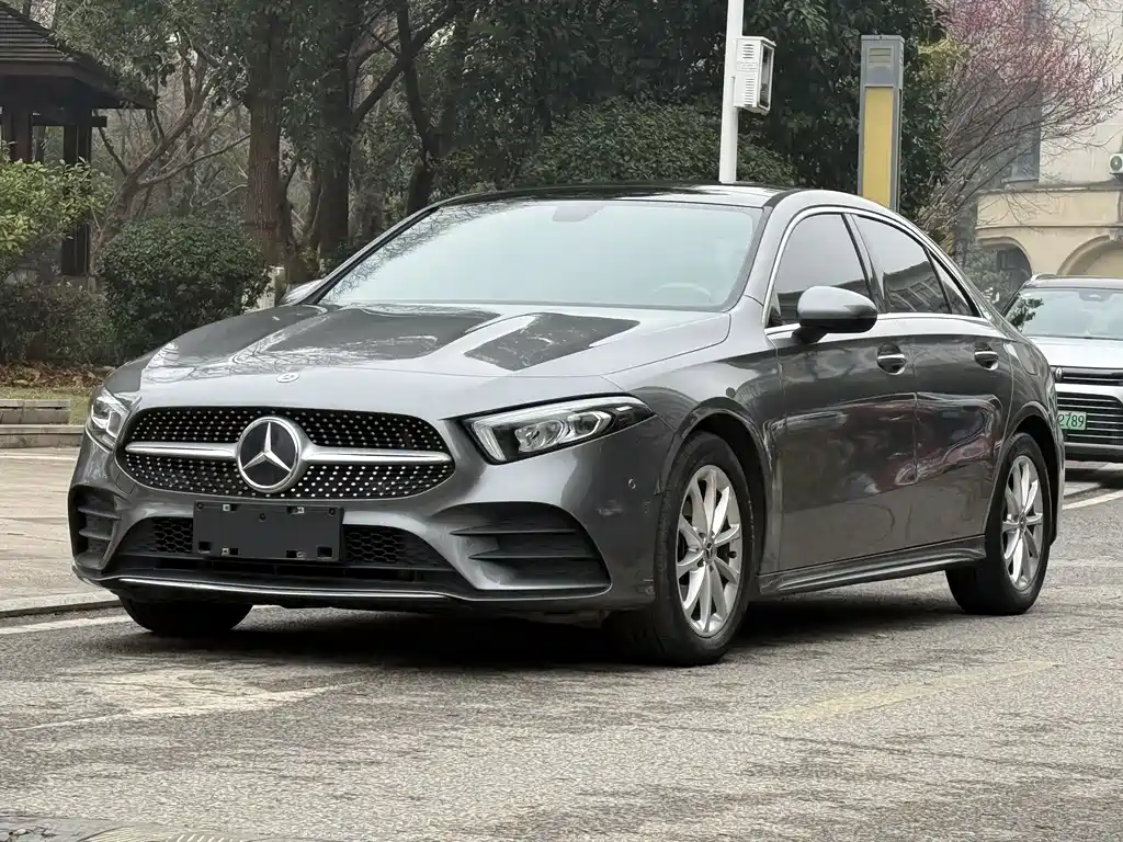 MERCEDES-BENZ A CLASS