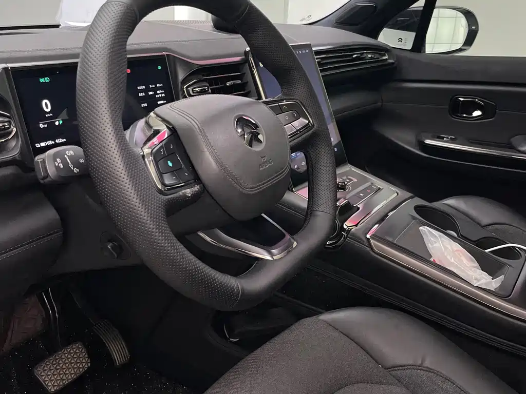 NIO EC6 — миниатюра 8