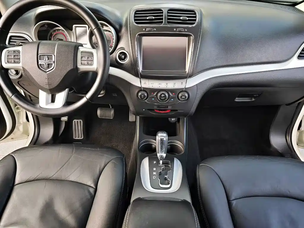 Dodge Journey — миниатюра 9