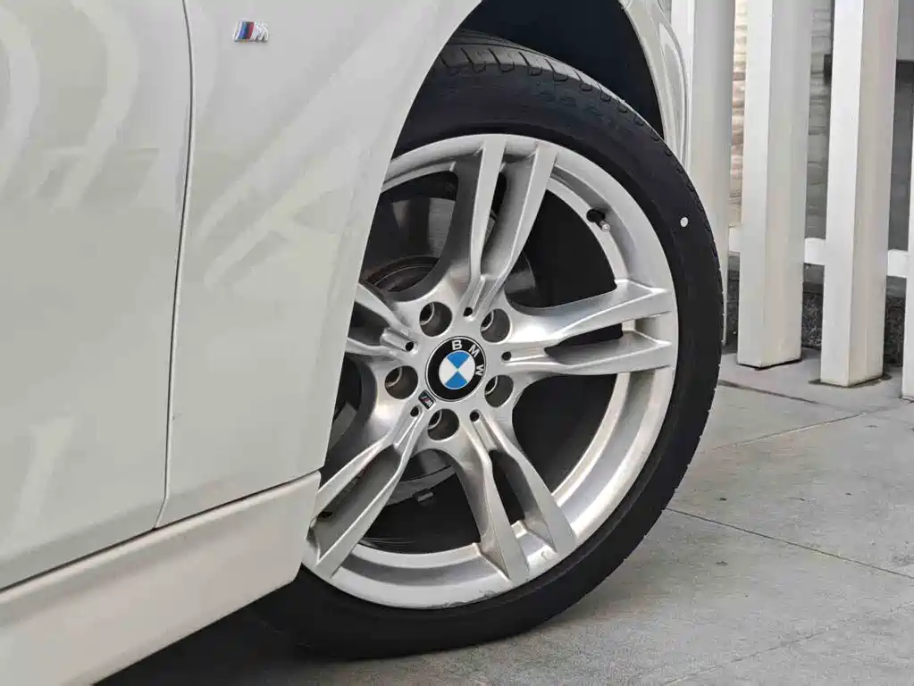BMW 3 Series 3 2019 320i M Sport
