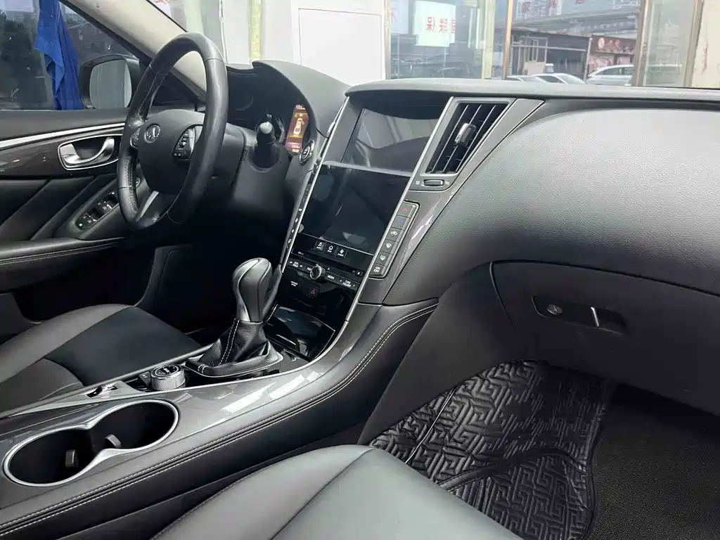 Infiniti Q50L — миниатюра 11