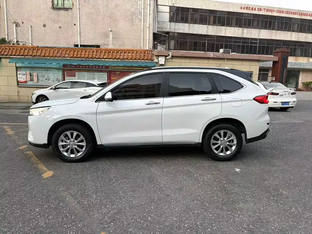Haval M6 — миниатюра 8