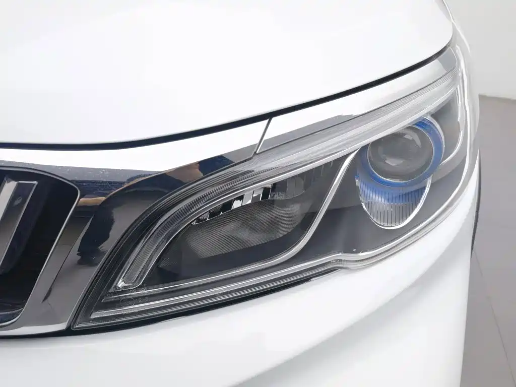 Geely Vision X3 — миниатюра 7