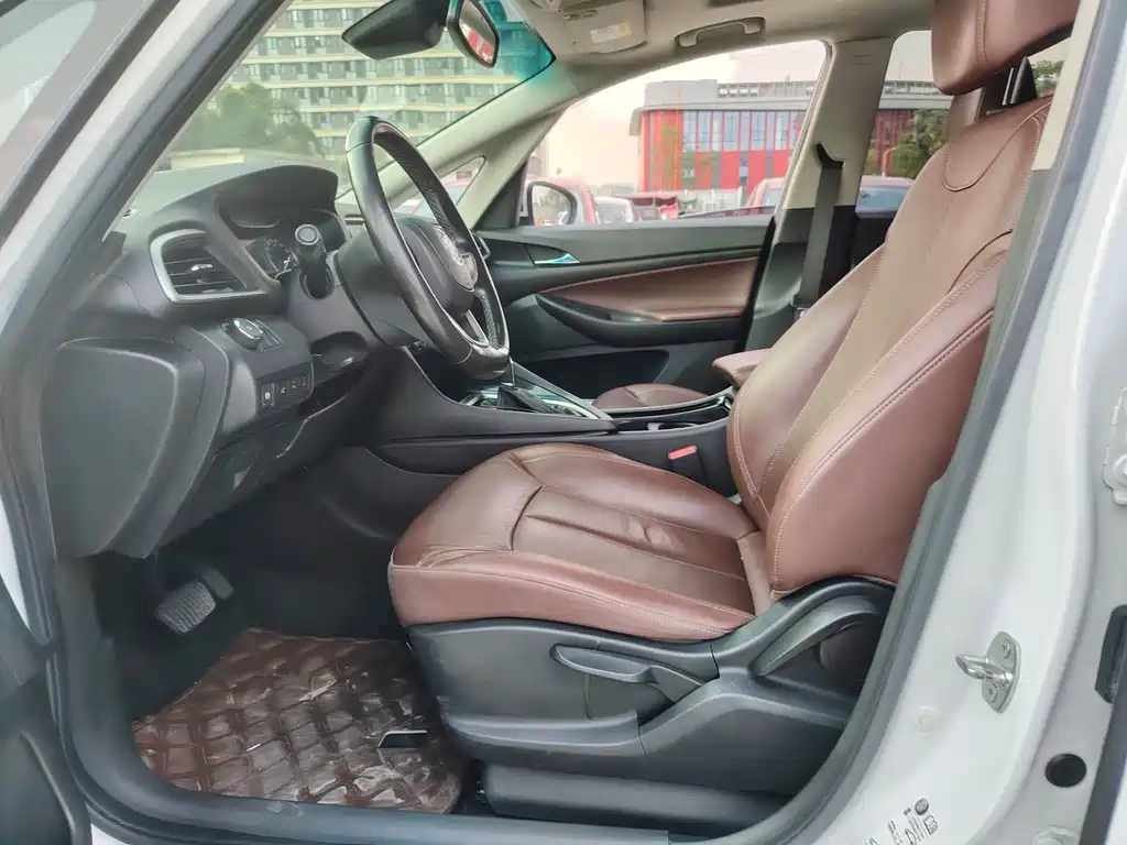 Buick GL6 — миниатюра 5