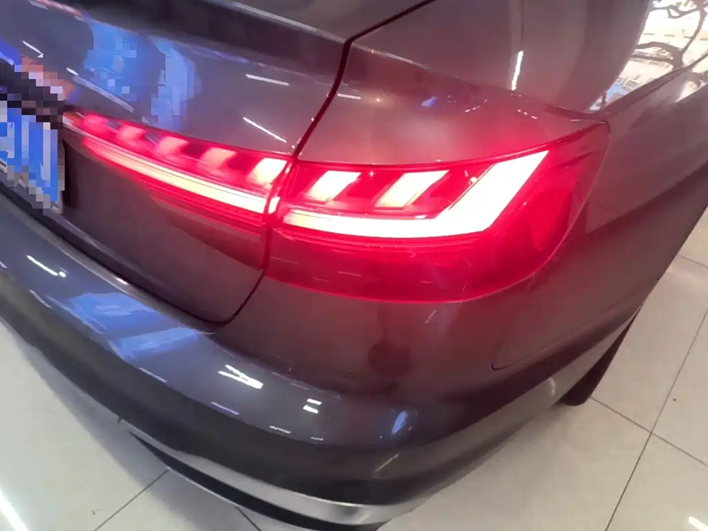 Audi A4L — миниатюра 8