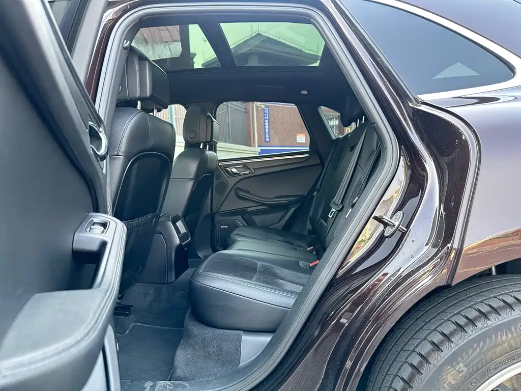 Porsche Macan 2016 Macan 2.0T