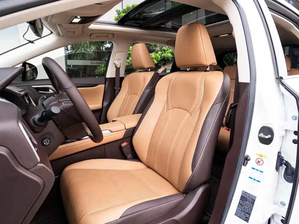 Lexus RX — миниатюра 11