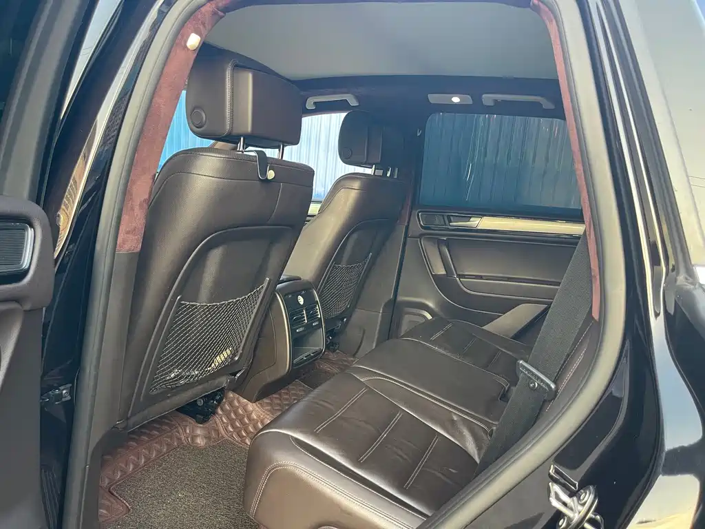 Volkswagen Touareg — миниатюра 7