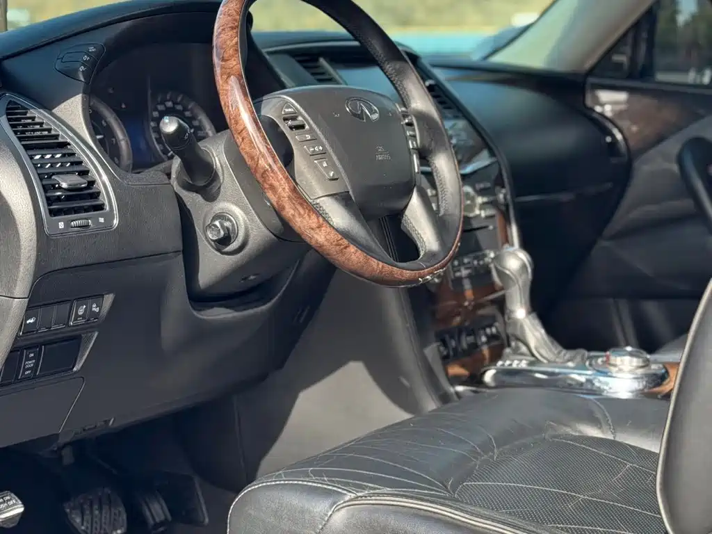Infiniti QX80 — миниатюра 15