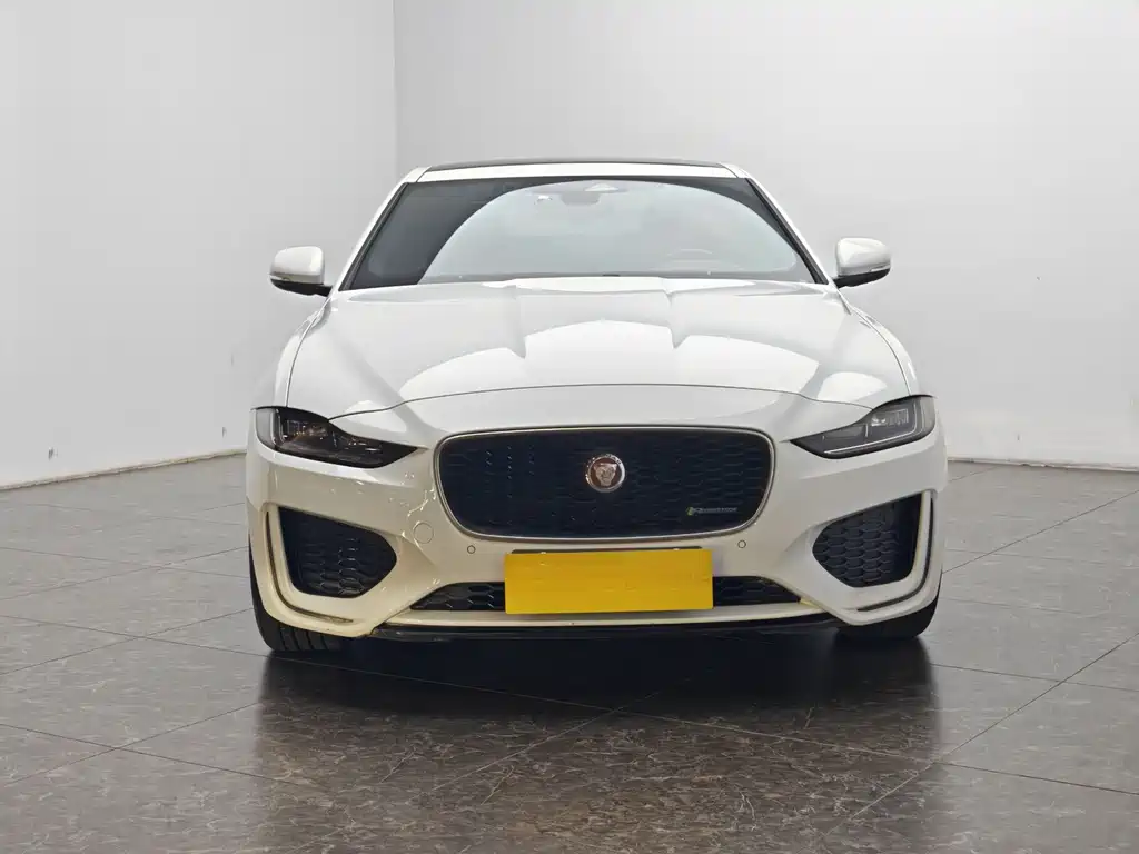 Jaguar XEL — миниатюра 5