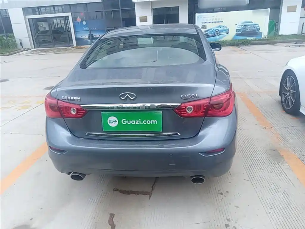 Infiniti Q50L 2016 2.0T Enjoy