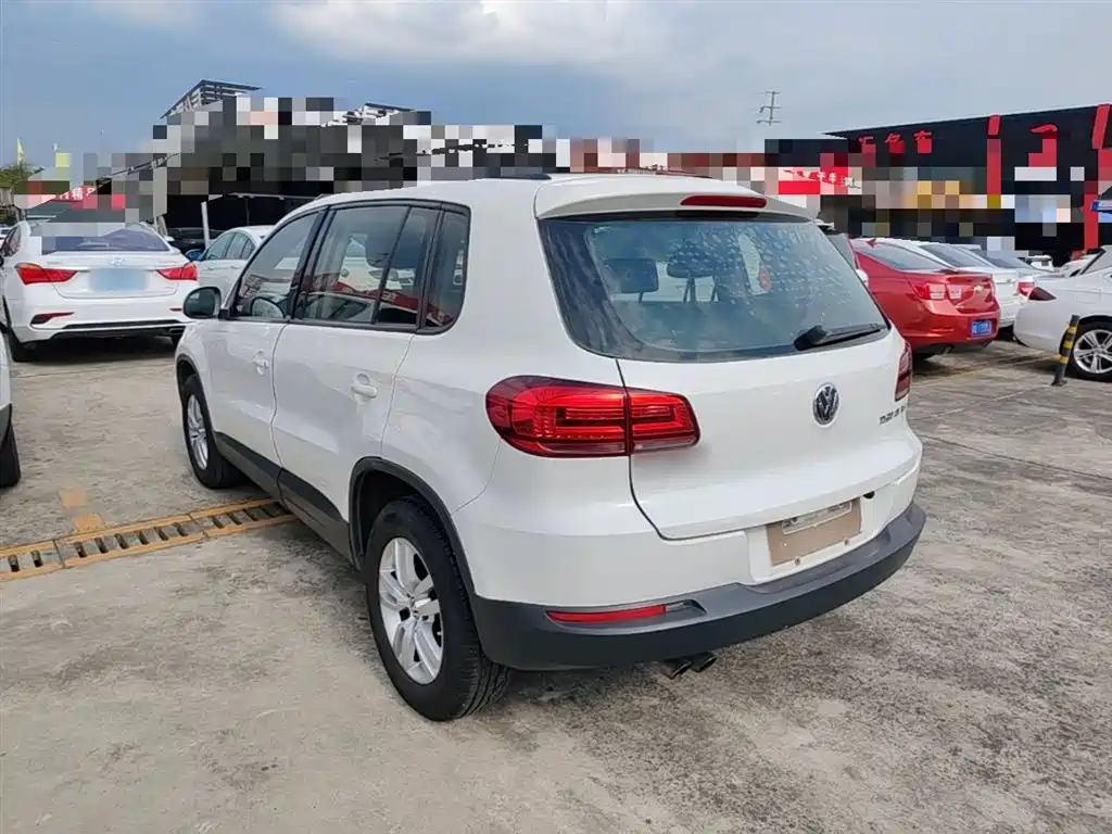 Volkswagen Tiguan 2013 1.8TSI AT