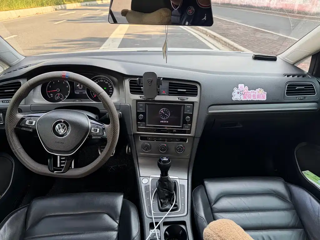 Volkswagen Golf — миниатюра 6
