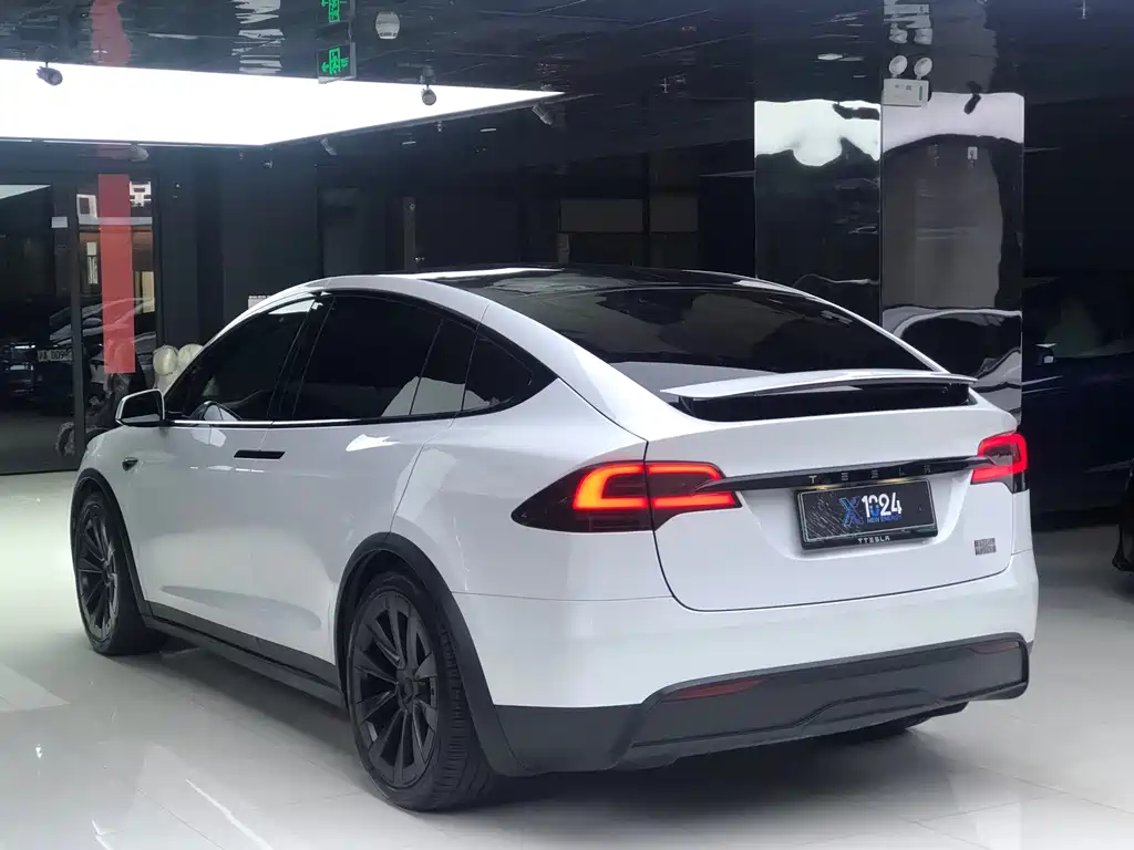 Tesla Model X — фотографии объявления, Фото 5