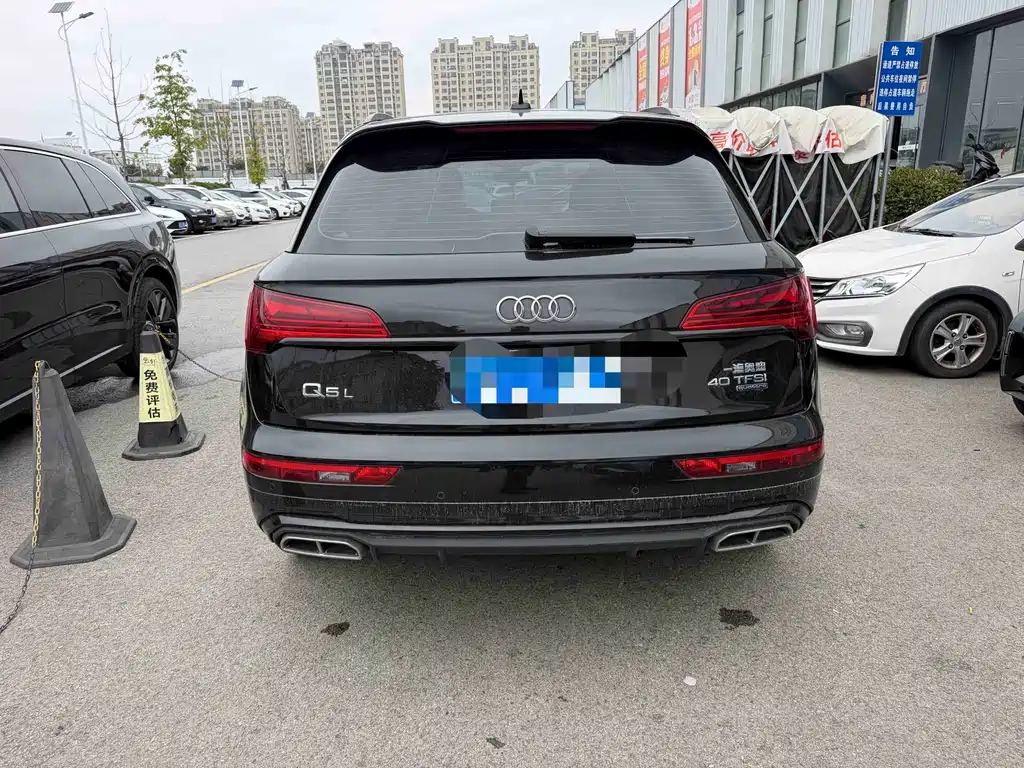 Audi Q5L — миниатюра 9