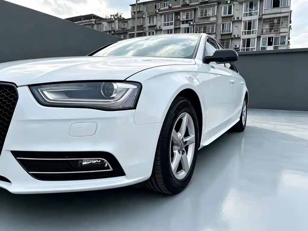 Audi A4L 2016 35 TFSI AT