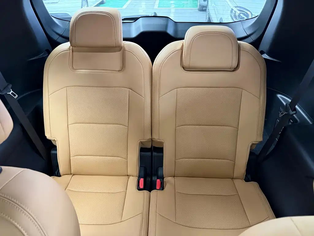 Geely Haoyue L — миниатюра 7