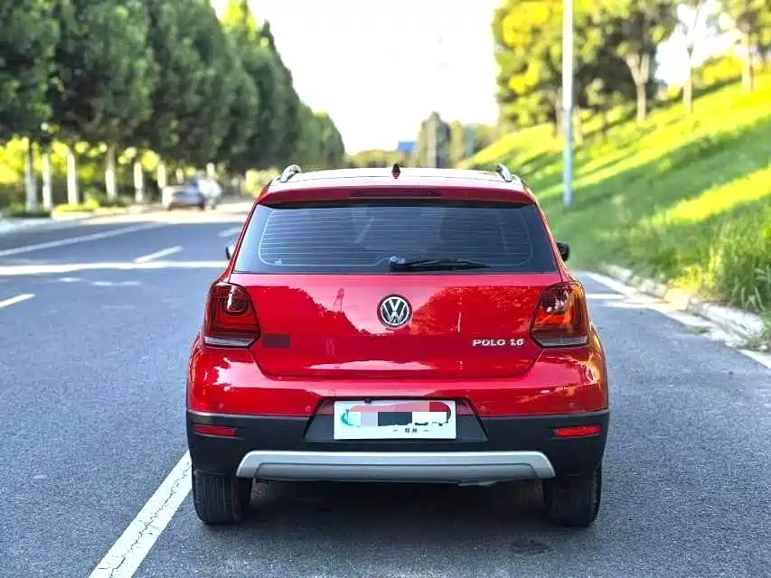 Volkswagen Polo — миниатюра 8