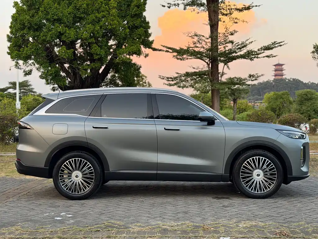 Chery Tiggo 8L — миниатюра 4