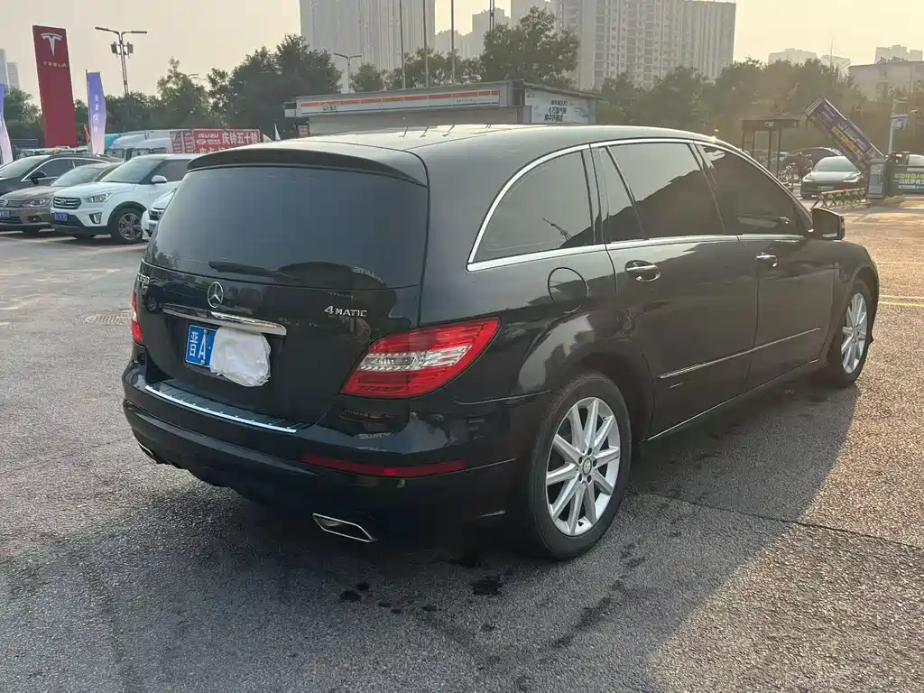 Mercedes-Benz R-Class — миниатюра 9