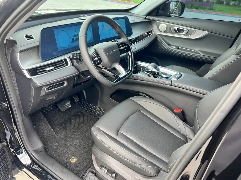 Chery 8 PLUS 2025 290TGDI DCT Luxury