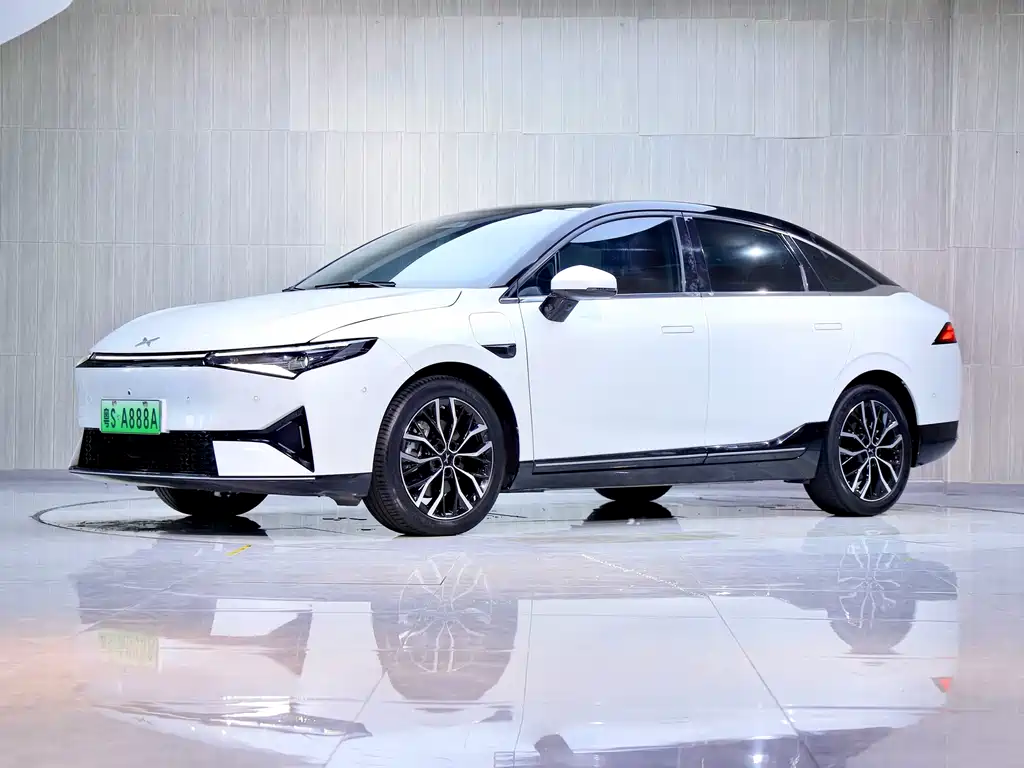 XPeng P5