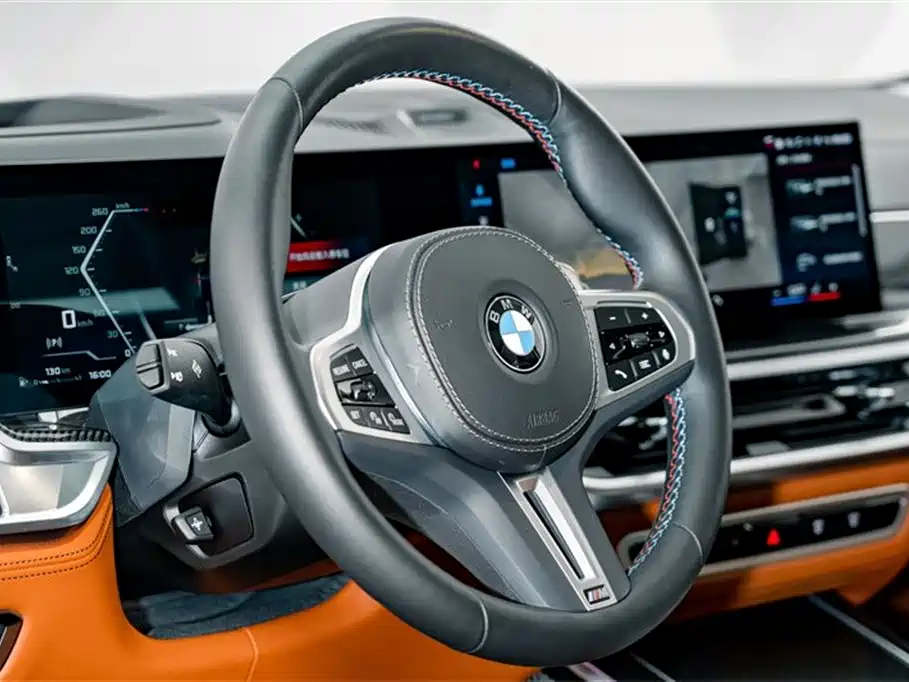 BMW X7 M60i 2023 xDrive M60i