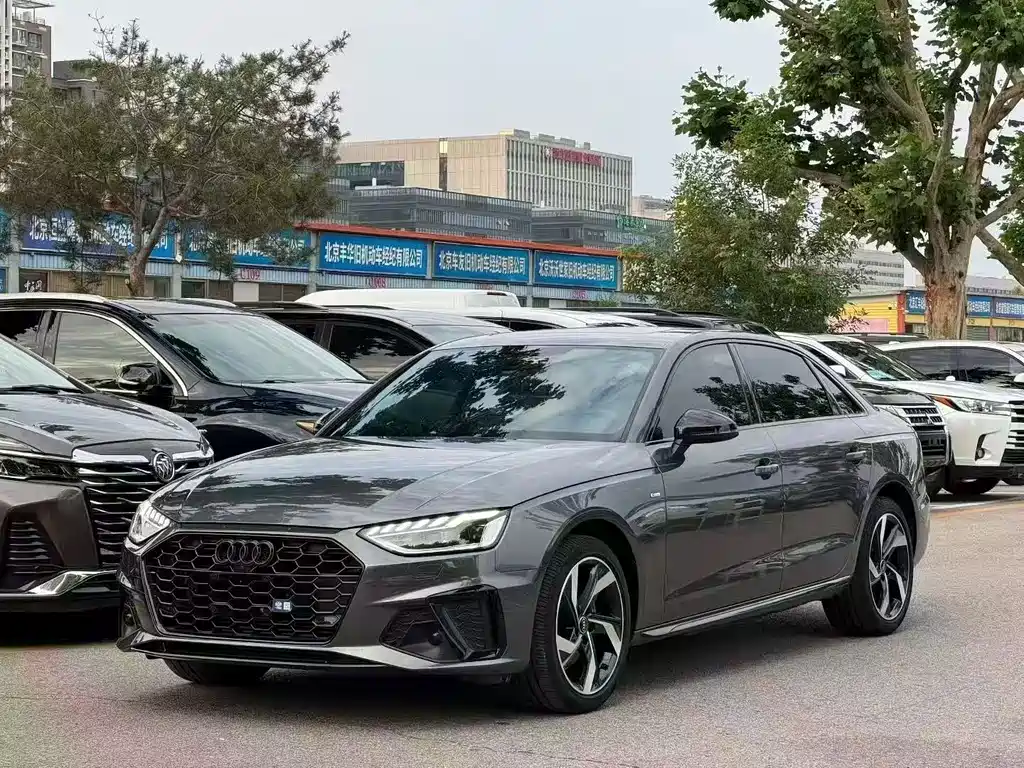 Купить Audi A4L