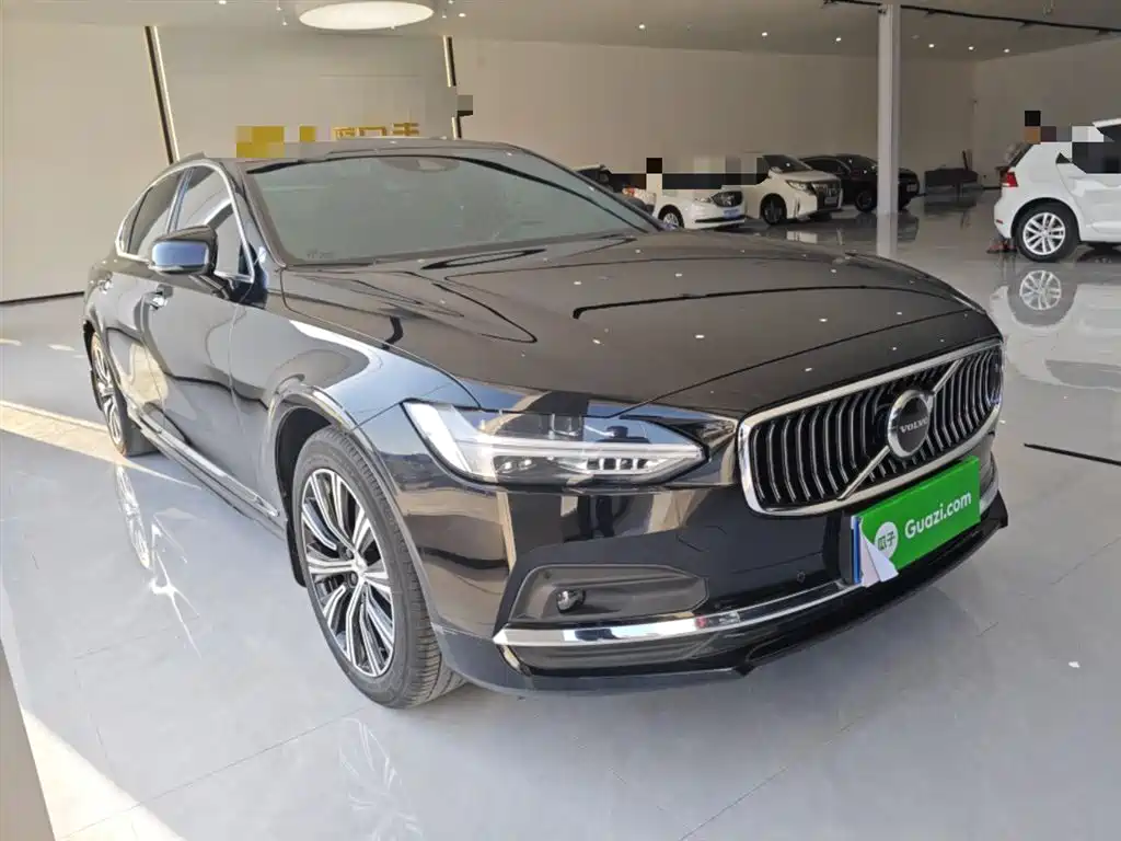 Volvo S90 2021 B5 Luxury