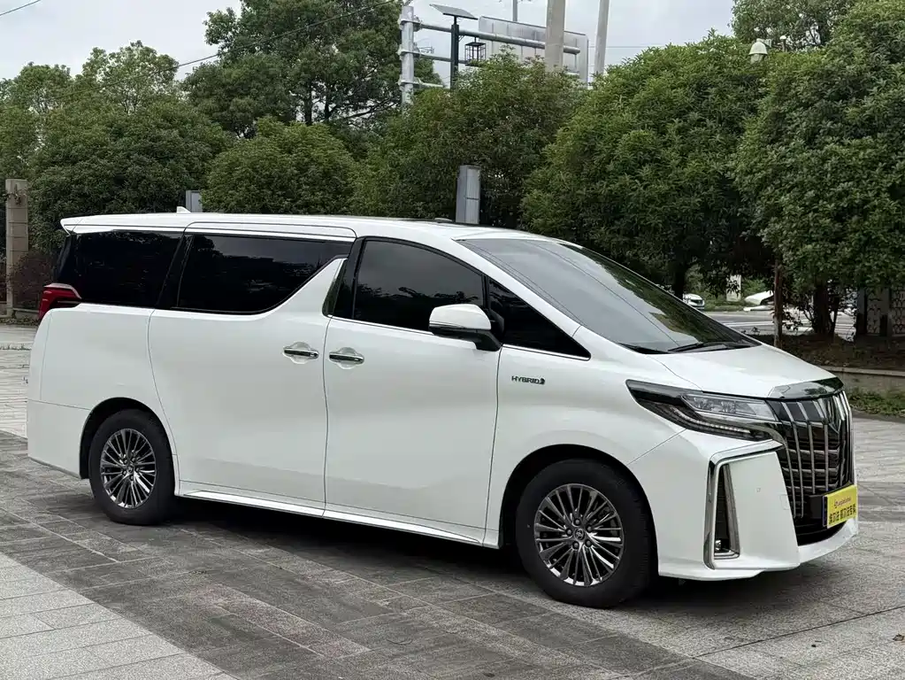 Toyota Alphard 2023 2.5L Premium