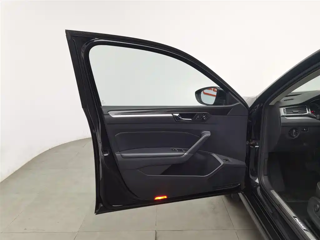 Volkswagen Passat 2016 330TSI DSG