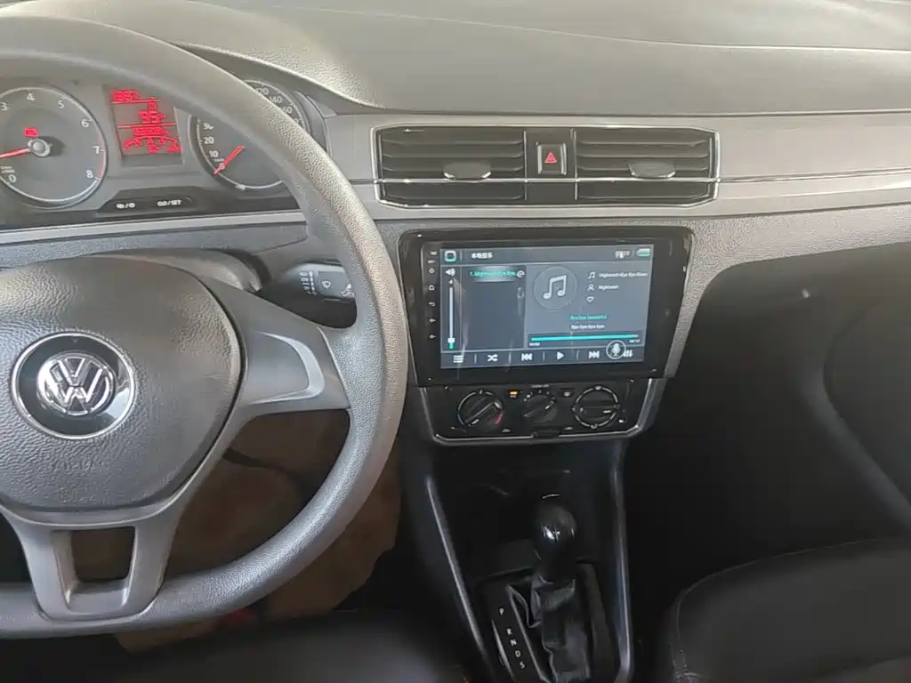 Volkswagen Santana — миниатюра 13