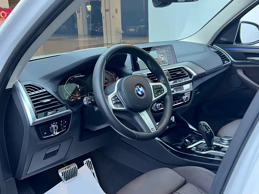 BMW X3 — миниатюра 10