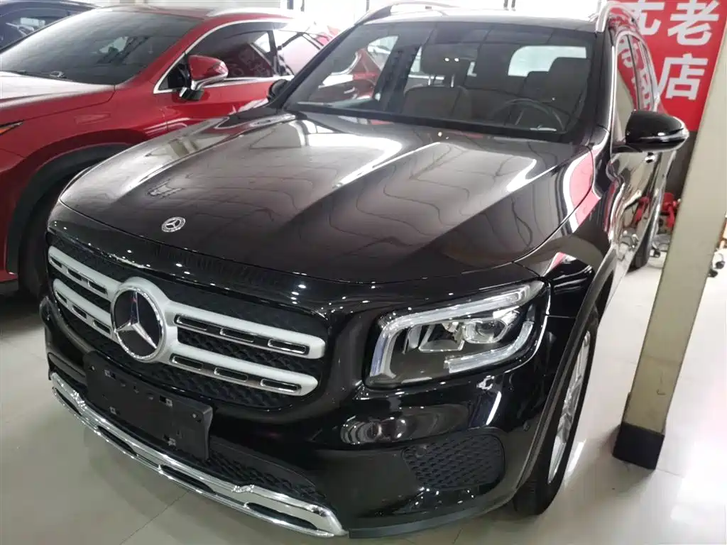 Mercedes-Benz GLB 2021