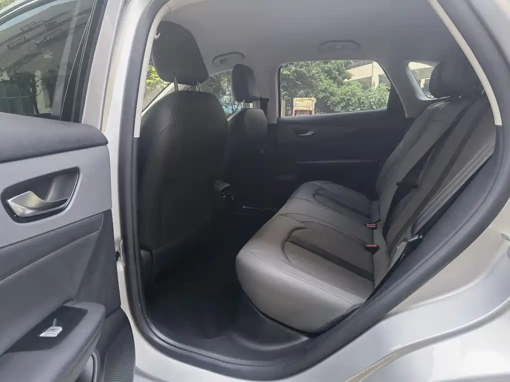MG ES5 2025 515pro