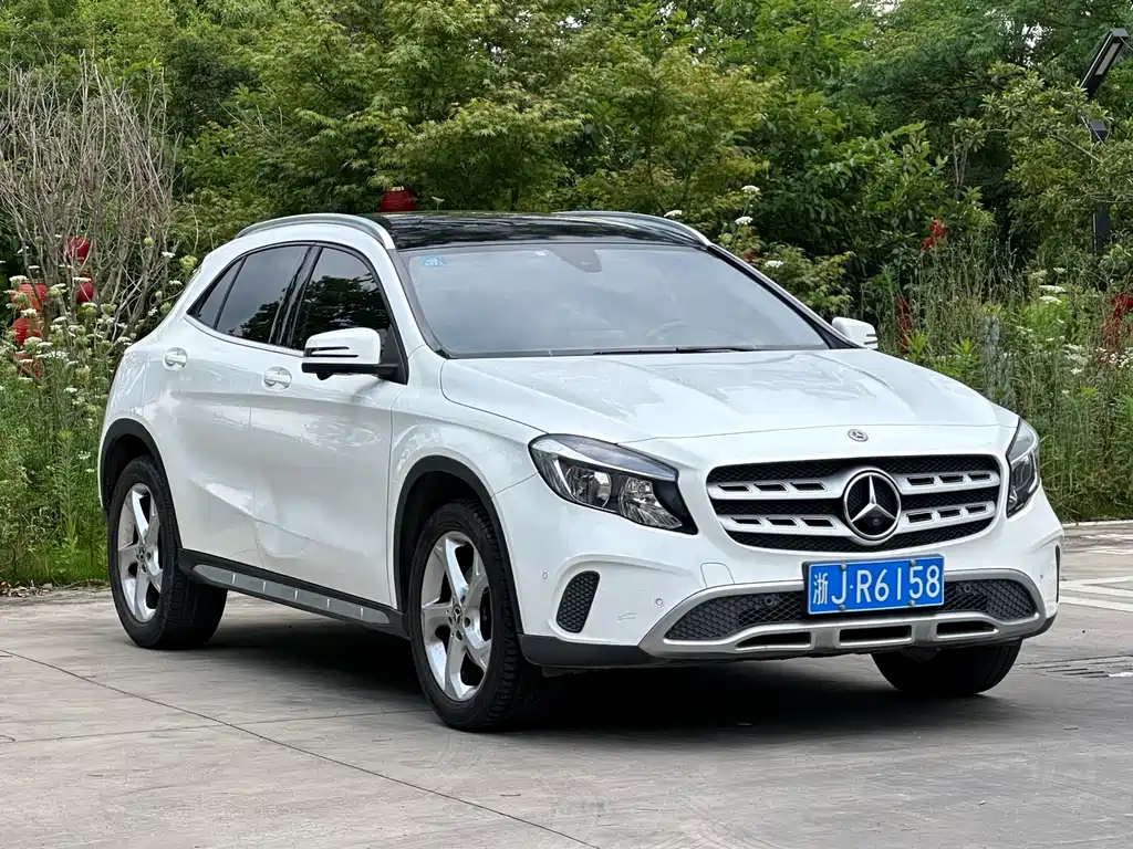 Mercedes-Benz GLA 2018 GLA 200