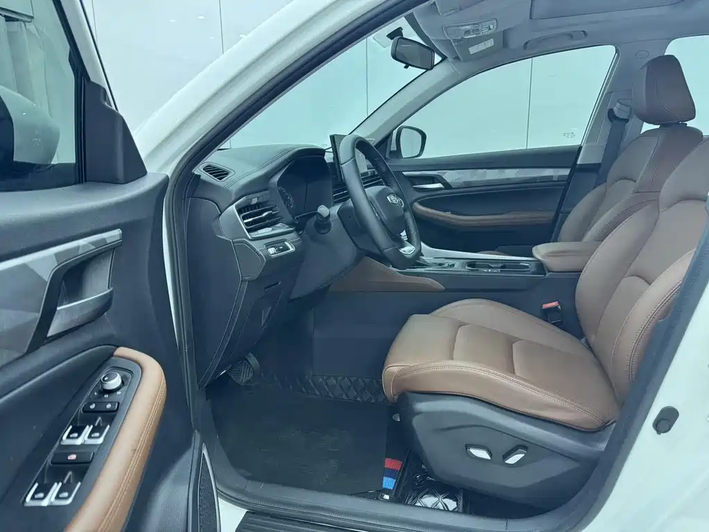 Geely Vision X6 — миниатюра 7