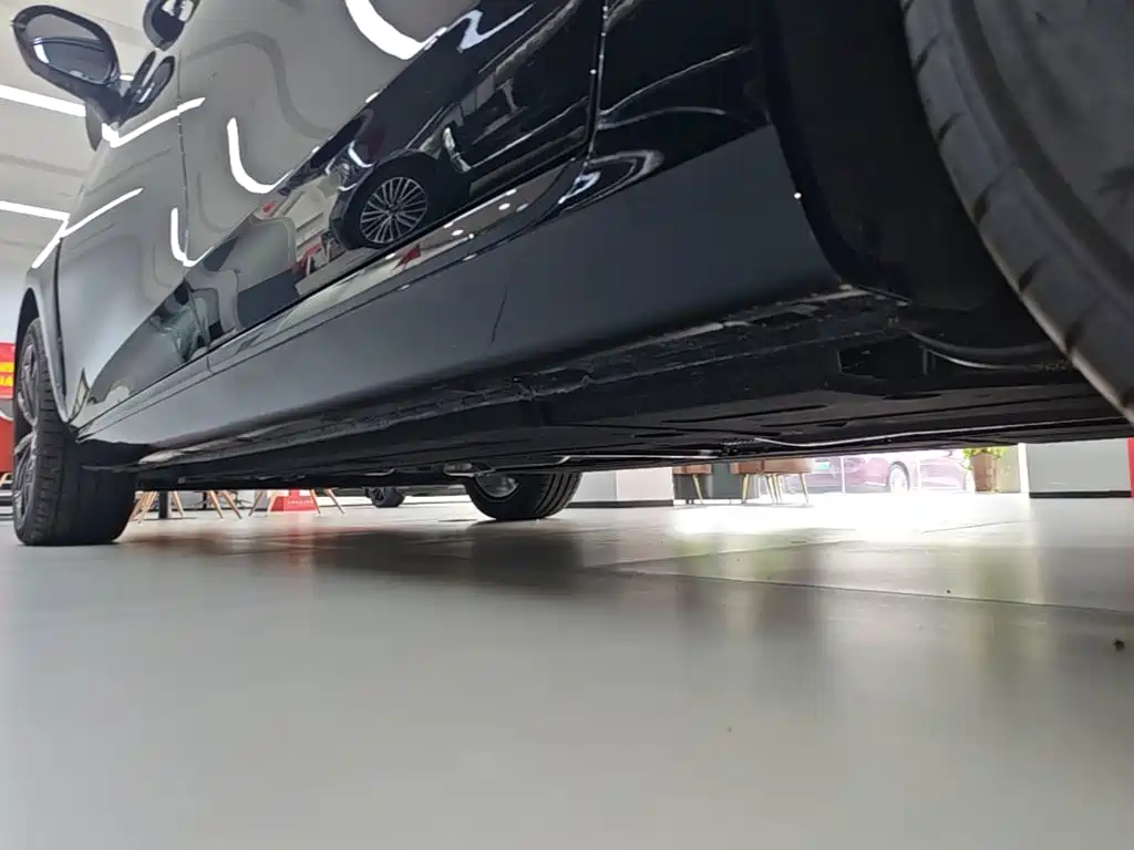 Hongqi Hongqi H5 — миниатюра 22
