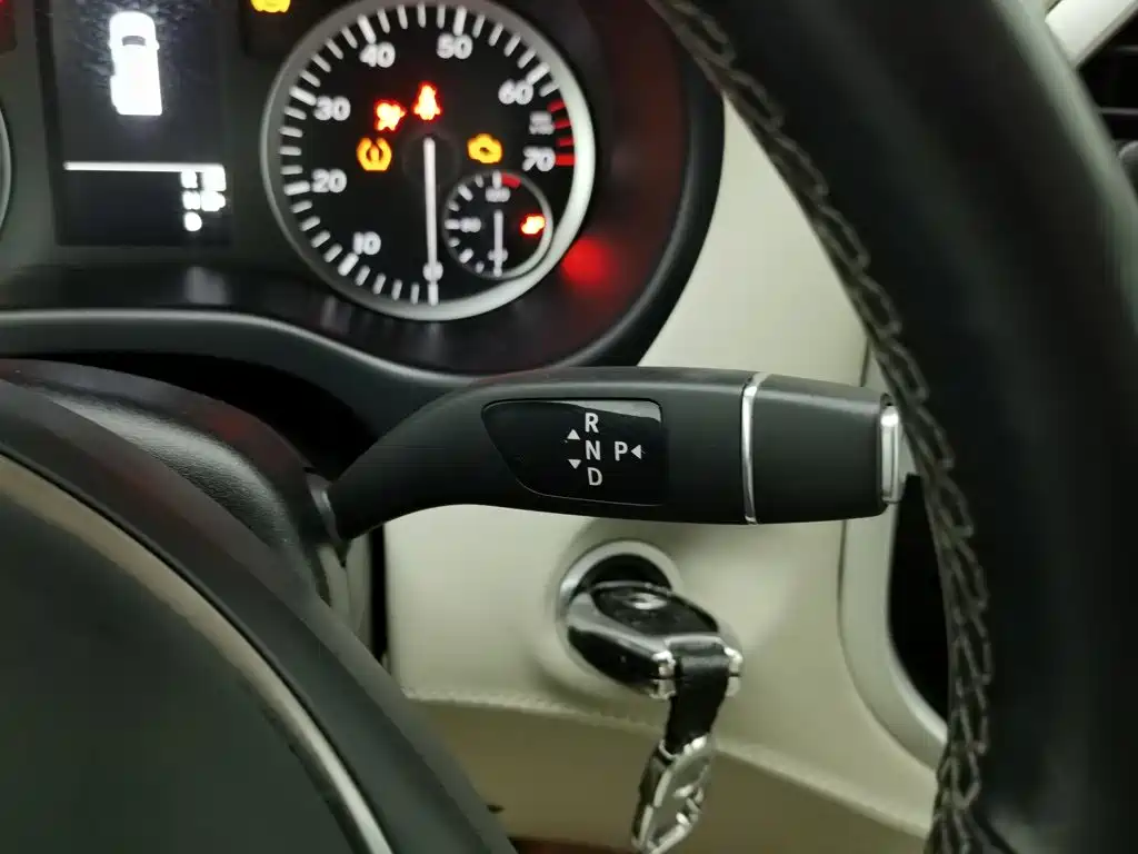 Mercedes-Benz Vito — миниатюра 13