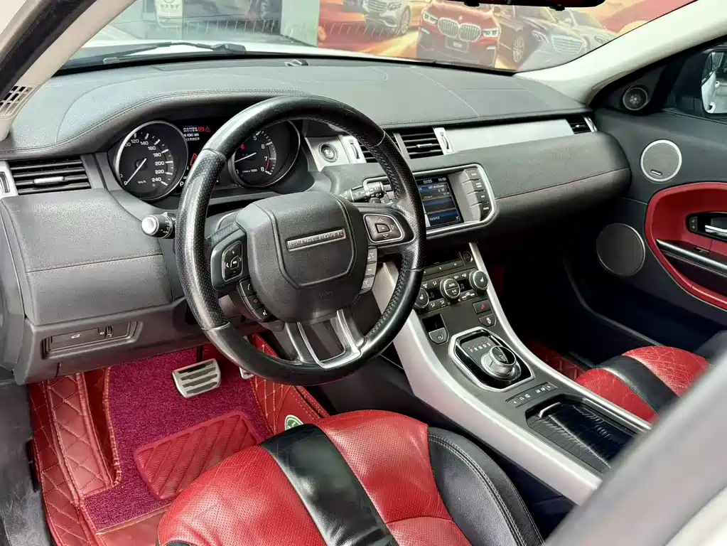 Land Rover Range Rover Evoque 2013 2.0T 5