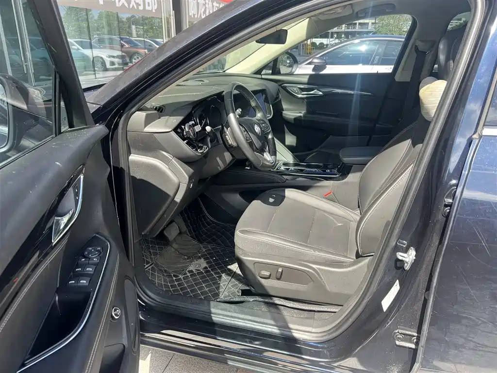 Buick Envision Plus Plus 2022 Plus 652T мест Luxury