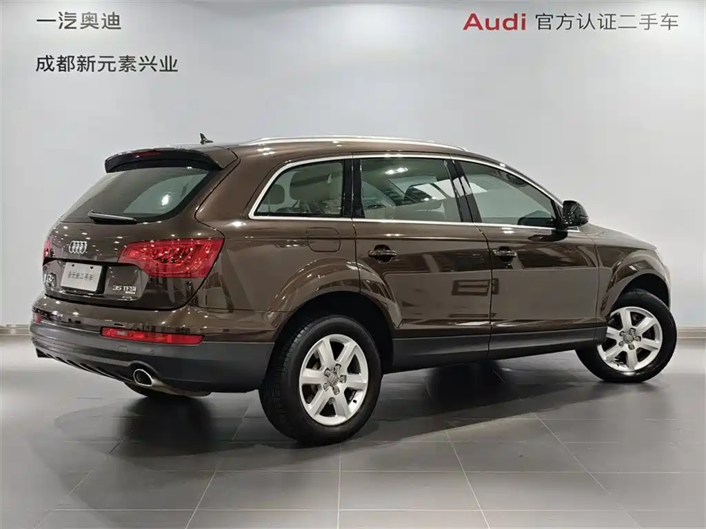 Audi Q7 — миниатюра 4