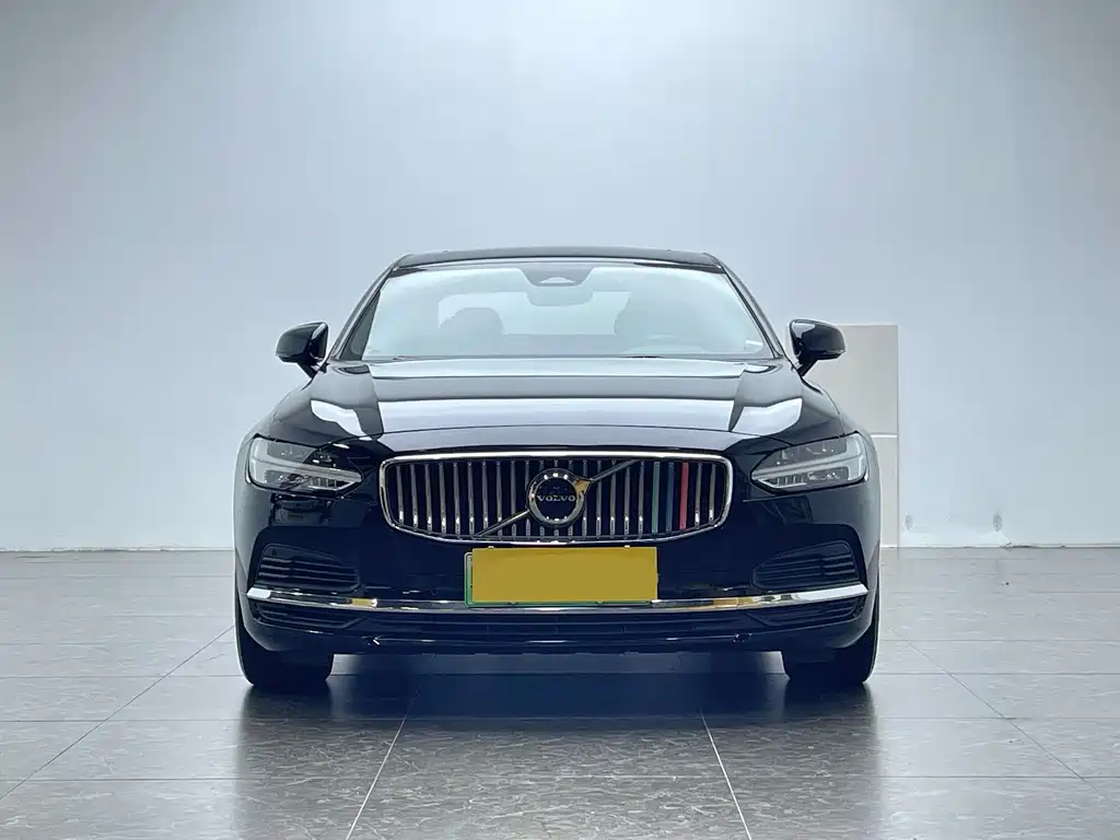 Volvo S90 PHEV — миниатюра 2