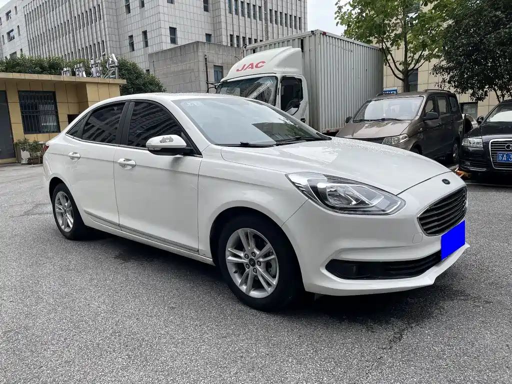 Ford Escort — миниатюра 2